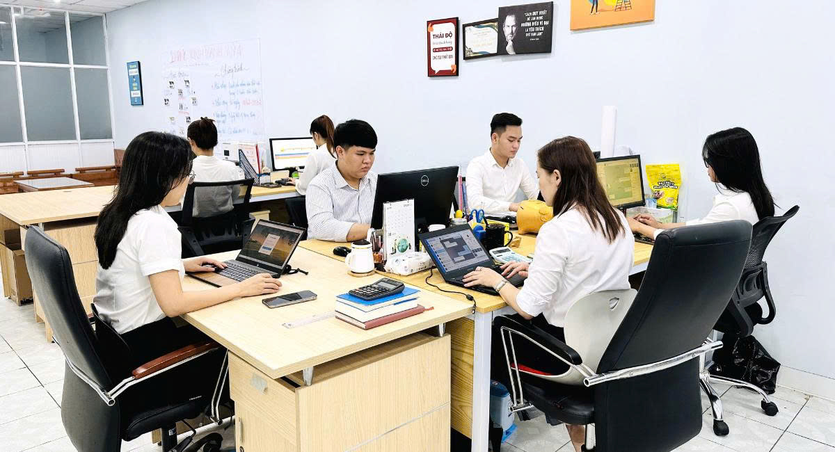 Bộ phận hành chính kinh doanh